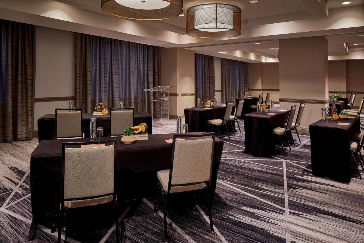 Renaissance Midtown 4*