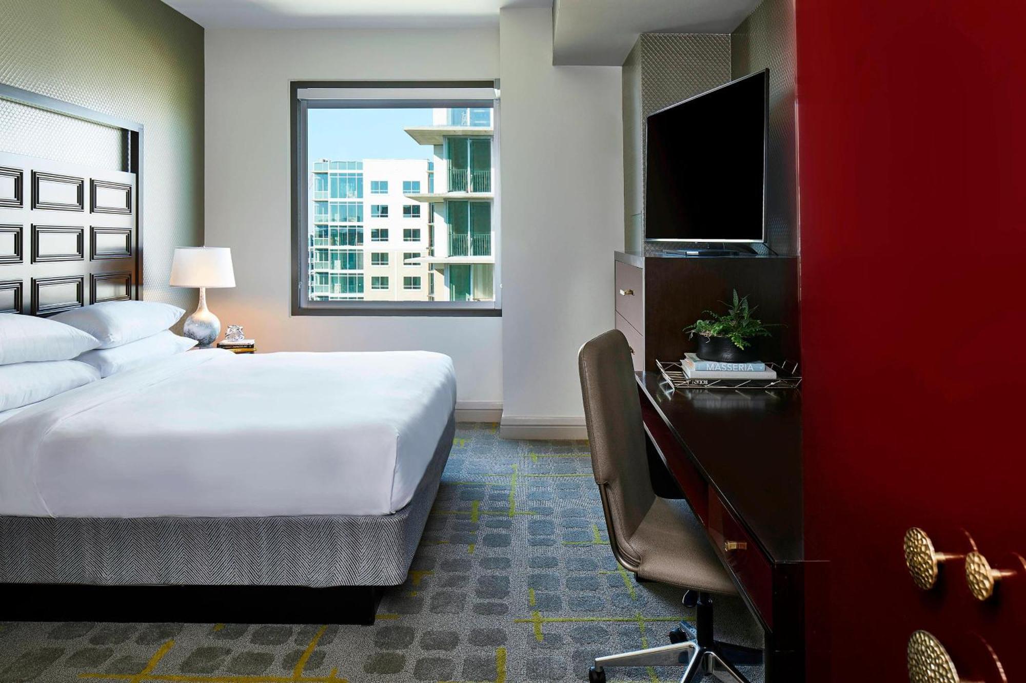 Hotel Renaissance Midtown Atlanta